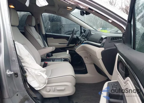 2025 Honda Odyssey Touring from USA, damaged, VIN 5FNRL6H85SB028084